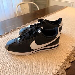 Nike Cortez ‘72 OG Basic Leather Black White Mens Sz 10